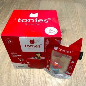 Toniebox Playtime Puppy Starter Set + Elmo Tonie - Red